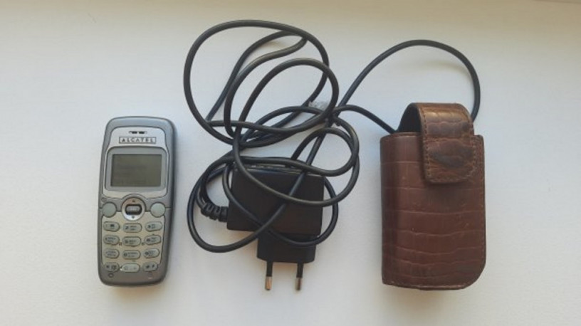 prodam-telefon-alcatel-onetouch-332-big-0