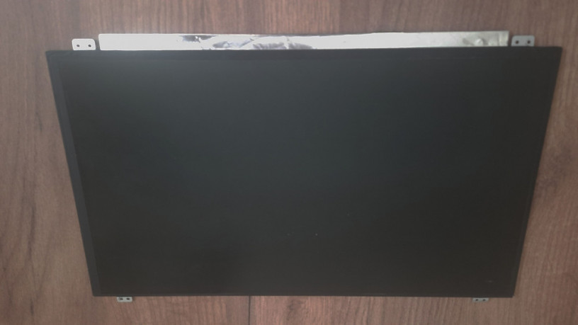 prodam-matritsu-ot-noutbuka-acer-aspire-2520g-na-zapchasti-big-0